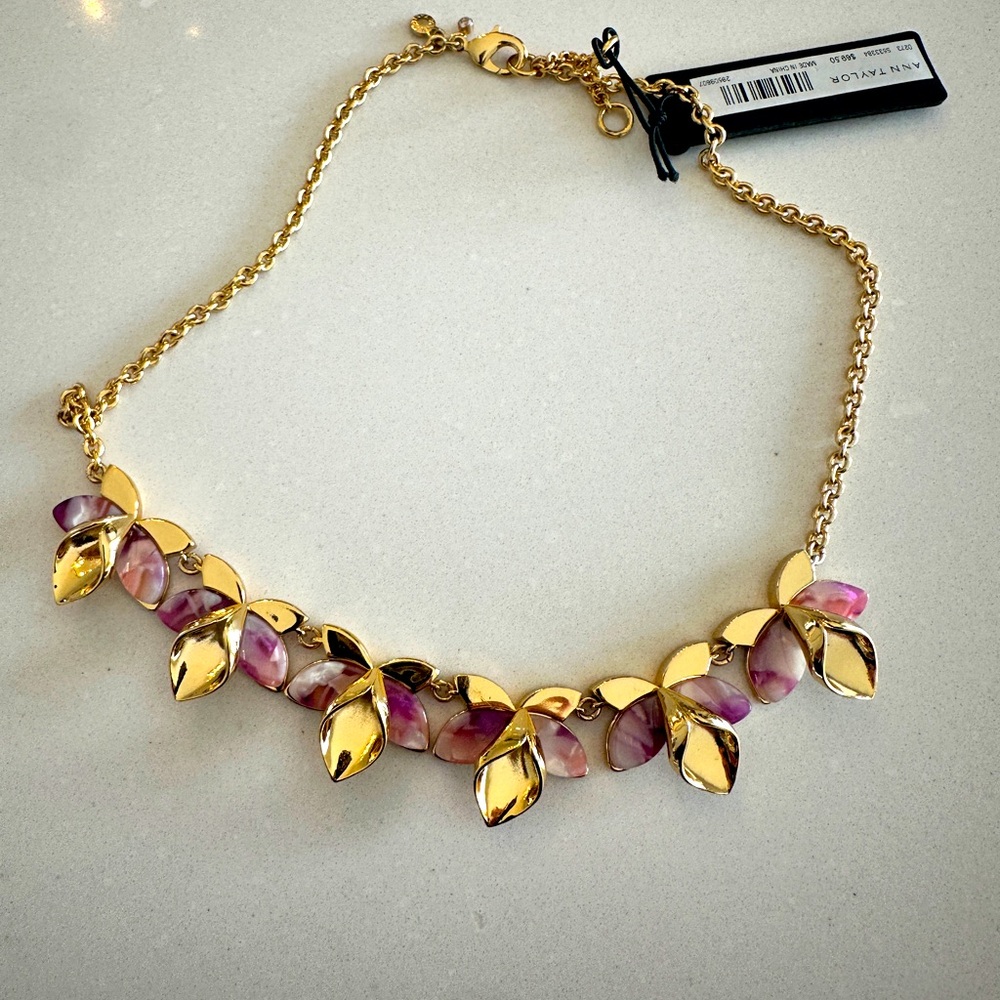 Ann Taylor necklace